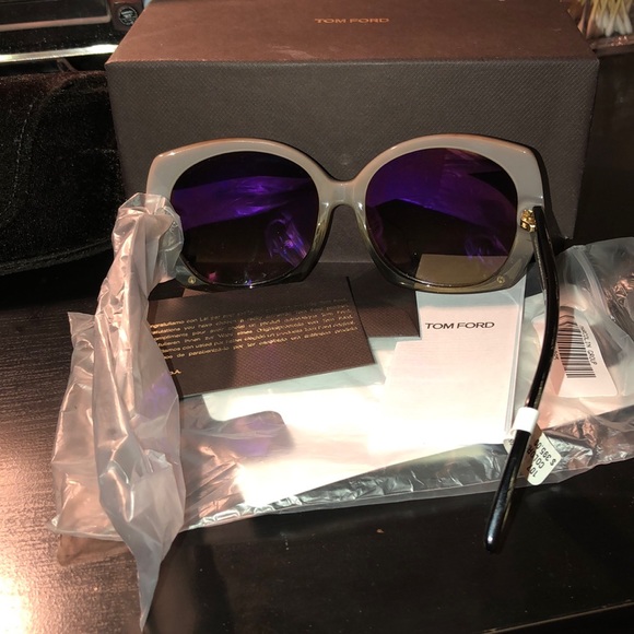 Tom Ford Sunglasses - Picture 3 of 7